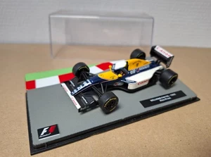 Vetrina scatola F1 Williams Renault FW 15C Prost 1983 1/43 IXO - Foto 1 di 2