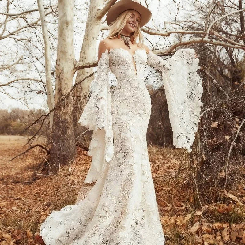 Vestidos de novia boho de sirena con hombros descubiertos mangas acampanadas encaje aplique vestido de novia Foto 1 de 4