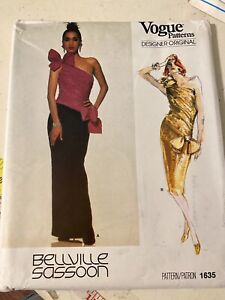 1635 Vogue Sewing Pattern  Straight Dress Bellville Sassoon Size 10 Uncut