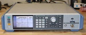 Rohde Schwarz SMA100B High Performance RF Signal Generator 8kHz-6GHz LOADED Opts - Picture 1 of 8