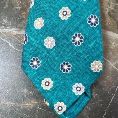Corbata Flor Turquesa Kiton Adulto Diseño Único Usada Foto 1 de 4