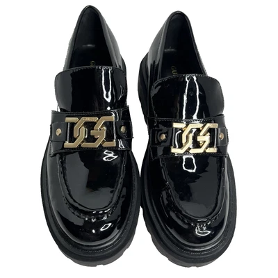 Zapatos Mocasines Guess Keates Negro Charol Preppy Plataforma Suela Talla 8.5 Foto 1 de 4