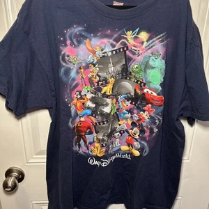 Disneyland Walt Disney World Figur TShirt Hanes Mr. Incredible Monsters Inc. - Bild 1 von 6
