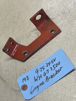 Soporte de motor de tractor Wheel Horse GT-2500 Foto 1 de 3