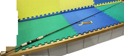 Varilla giratoria Okuma Dead Eye Pro 7' 0" luz media 1 pieza DEP-S-701 MLFT Foto 1 de 4