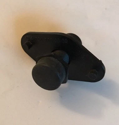 08-14 PARAGOLPES TAPA MALETERO TRASERO MERCEDES BENZ C300 C350 C63 OEM 700324 Foto 1 de 4