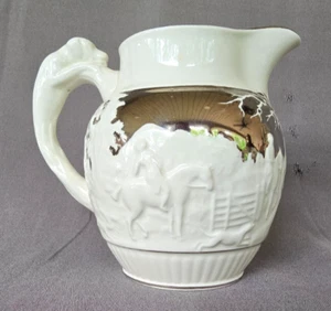 VINTAGE WEDGWOOD TEA POT WEDGWOOD MADE ENGLAND 5 1/2" HT FOX HUNT HOUND NICE CON - Picture 1 of 5