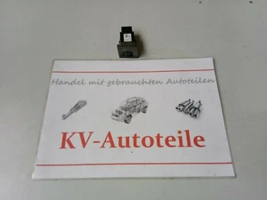 Opel Vectra C Caravan 2005 1.9 CDTi  Schalter Sitzheizung 13138251 11583 - Bild 1 von 7