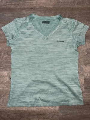 Blusa Columbia Feminina Omni-Freeze Manga Decote V Ativa Verde Claro Tamanho P? Sem etiqueta - Imagem 1 de 4