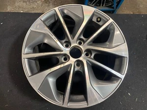 2018 TOYOTA RAV4 HYBRID SINGLE 17" ALLOY WHEEL - Picture 1 of 6