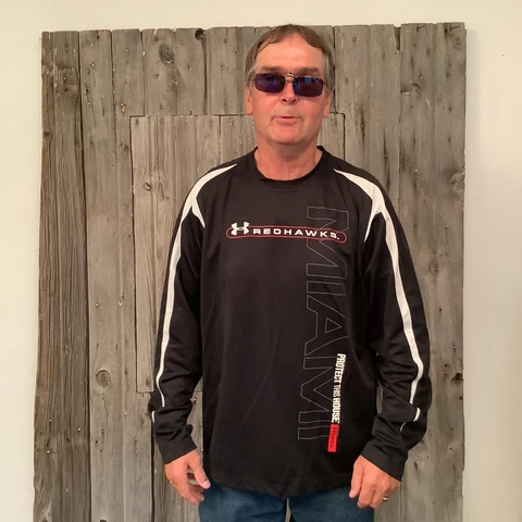 Miami University RedHawks Shirt Mens XL Long Sleeve Heat Gear Under Armour Cover