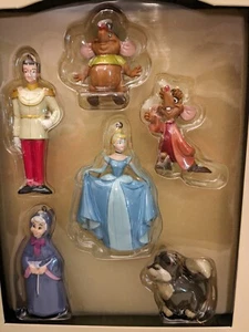 Vintage 1998 Retired Disney Collection Cinderella Storybook 6 Ornaments #16115 - Picture 1 of 7