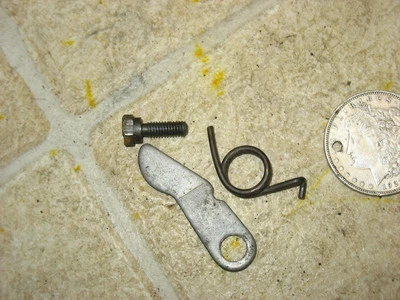 63 HONDA C105 TRAIL 55 RETENCIÓN NEUTRA Y RESORTE Foto 1 de 2