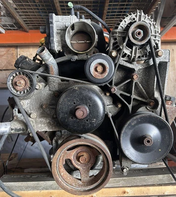 Used Engine Assembly fits: 2004 Chevrolet gmc Suburban 1500 5.3L VIN T 8th 182k - Image 1 of 4