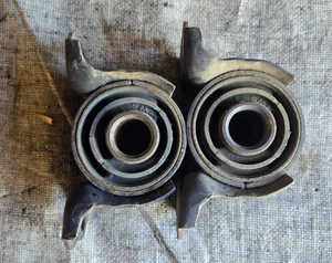 92-00 LEXUS SC400 SC300 REAR SUBFRAME CROSSMEMBER MOUNTS LH RH - Picture 1 of 4