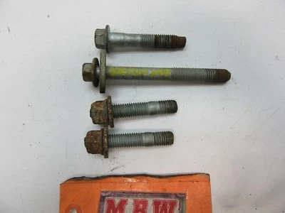 SET OF 4 BOLTS REAR BACK TRANSMISSION MOUNT AUTOMATIC TRANSMISSION AUTO 4X4 3.0L - Image 1 of 2