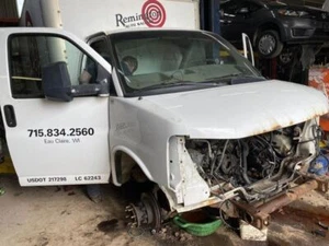 Limpiador de aire 4,8 L para furgoneta Express 2500 07-15 865736 - Imagen 1 de 7