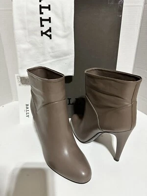 NUEVO EN CAJA BALLY Mujer EE. UU. 10 UE 40.5 Gris Cuero Italiano Botines Botines Foto 1 de 4