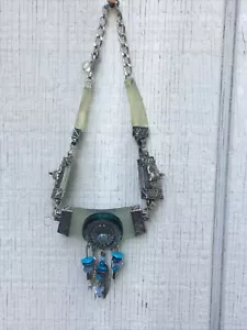 Collar indio plateado vintage para mujer elefante grabado piedras verdes y azules - Imagen 1 de 12