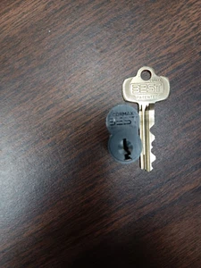 Best Cormax Core keyed, mastered keyed. Can be keyed w/ standard cores - Picture 1 of 4