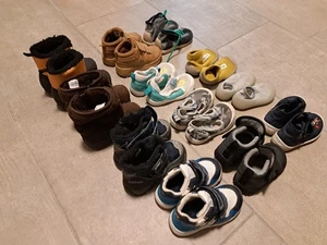 12 Paar Kinderschuhe Gr.  21/22 Kleinkind Schuhe Großes Konvolut Paket  - Bild 1 von 13
