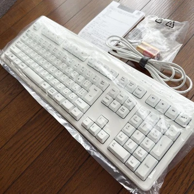 Topre Realforce R3HA23 White Super White 30g Weight Full Size Keyboard - Image 1 of 4