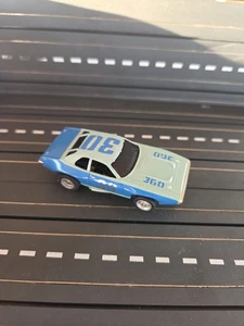 AFX Plymouth Roadrunner Blue White #30 Slot Car Magnatraction Vintage - Picture 1 of 3