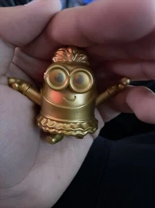 Minion Maid Bob Gold McDonald’s Limited Edition Toy - Picture 1 of 4