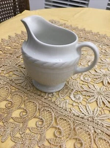 Wedgwood Creamer White One Cup Size Nice Pattern Ralph Lauren England - Picture 1 of 4
