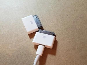 🔥2pc lot 2 8 Pin iPhone 5/6/7/8 to 30 Pin Adapters for iPhone 4S iPad 2 3 🔥 - Picture 1 of 6
