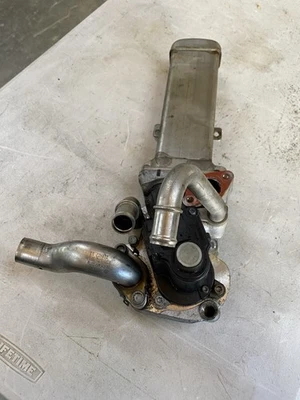 VW Golf 2012-2014 2,0 L TDI escape gas recirculación enfriador EGR. Foto 1 de 4