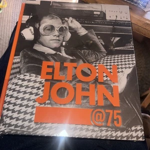 Elton John @ 75 Gillian G. Gaar, Hardcover, Motorbooks, 2022 NEU - Bild 1 von 4