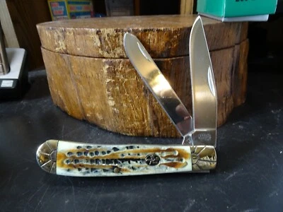 MUSTANG U.S.A 4 1/4"  POCKET KNIFE GENUINE MOJAVE BONE HANDLE TRAPPER 2BL 440 SS - Image 1 of 4