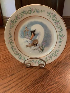 VINTAGE ENOCH-WEDGOOD (TURNSTALL) 1975 AVON "GENTLE MOMENT" 8 3/4" PIATTO CIGNO-INGHILTERRA - Foto 1 di 4
