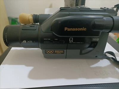 Panasonic NV-G1 1992 Videocamera Vintage - Immagine 1 di 4