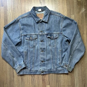 Vintage Levis Denim Jacket Men’s M Blue Denim Trucker Jean Classic 70507-0389 - Picture 1 of 12