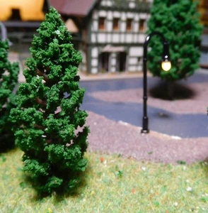 3 schwarze Laternen, 40 mm hoch, aus Messing, mit warmweißer LED - Picture 1 of 12