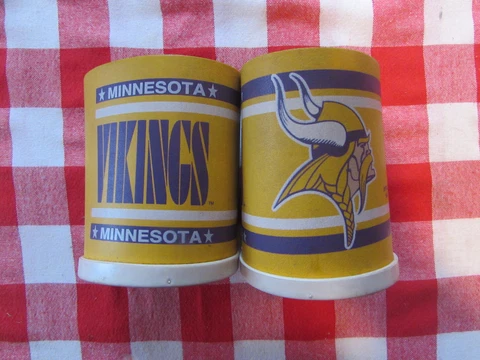 Vintage Minnesota Vikings Koozie Can Coolers, Lot of 2 Cover