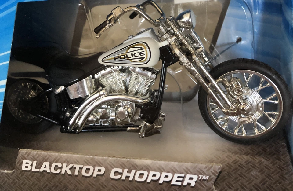 2005 Hot Wheels Blacktop Chopper Police Motorcycle 1 18