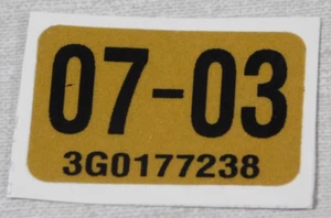 2003 Illinois passenger car license plate sticker - Picture 1 of 1