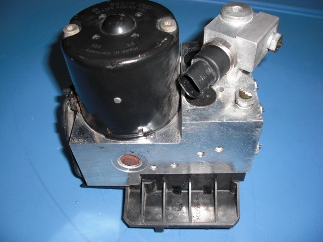2000 -2001-02-03-2004-2005-2006 MERCEDES-BENZ W220 S430 S500 ABS PUMP ABS MODULE - Image 1 of 1