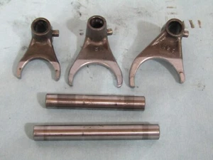 1999 KAWASAKI KX125 SHIFT FORKS & SHAFTS MAY FIT OTHER YEARS - Picture 1 of 2