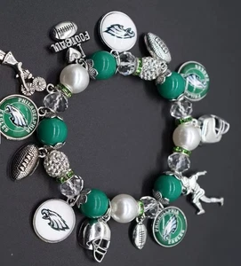 PHILADELPHIA EAGLES STREATCH BEADED BRACELET - Picture 1 of 1