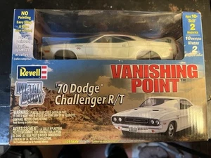 Revell 1970 Dodge Challenger R/T Vanishing Point 1/25 Scale Complete In Box  - Picture 1 of 3