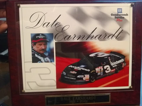 Nascar Dale Earnhardt plaque Cover