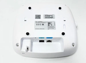 CISCO C9130AXI-E + WALL MOUNT. 90 DAY WARRANTY. FREE UK SHIPPING - Picture 1 of 3