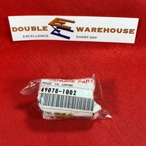 NOS OEM Kawasaki 49078-1002 Outer Valve Spring ONE PER ORDER - Picture 1 of 3