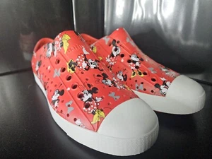 Disney Parks X Native Shoes Womens Sz 7 M5 Red Minnie Mouse Slides Slip Ons $60 - Picture 1 of 9