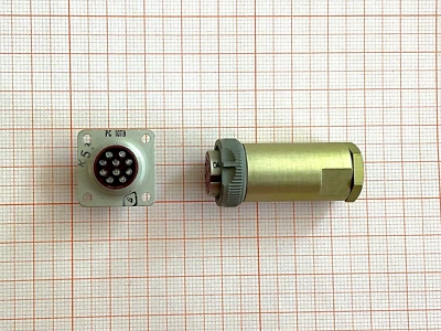 Elorg Connectors SET RS10TV (Male + Female) USSR plug + cable socket with casing - Image 1 of 4