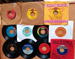 SOUL 45 Lot: CURTIS MAYFIELD Mavis MARY WELLS Fontella IMPRESSIONS Tams ARETHA - Picture 1 of 11